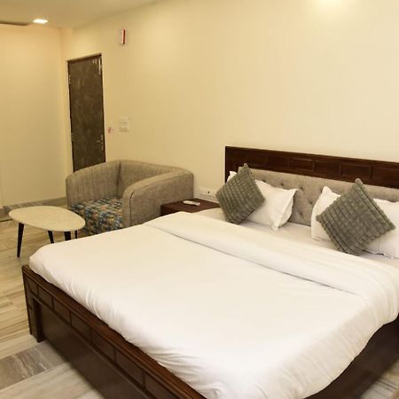 Holiday Out Hotel ジョードプル エクステリア 写真