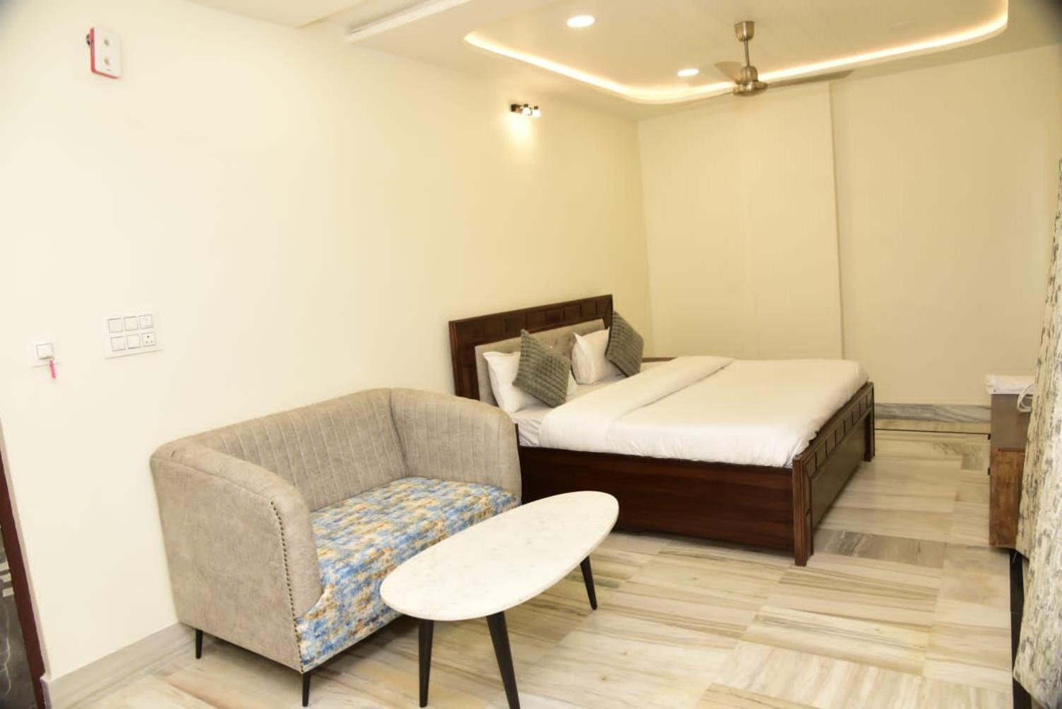 Holiday Out Hotel ジョードプル エクステリア 写真